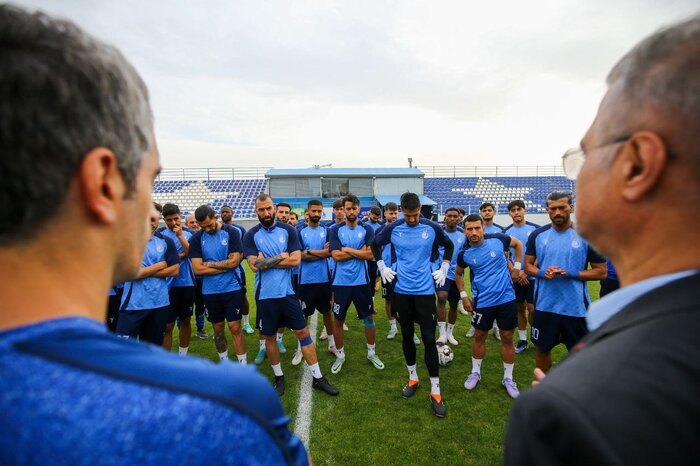 معارفه هشت شاکی در کمپ حجازی؛ نظری استقلال را تحویل جباری داد