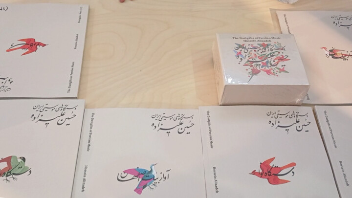 صف پرشور خرید کتاب در ساری؛ جشن امضای «دستگاههای موسیقی ایران»