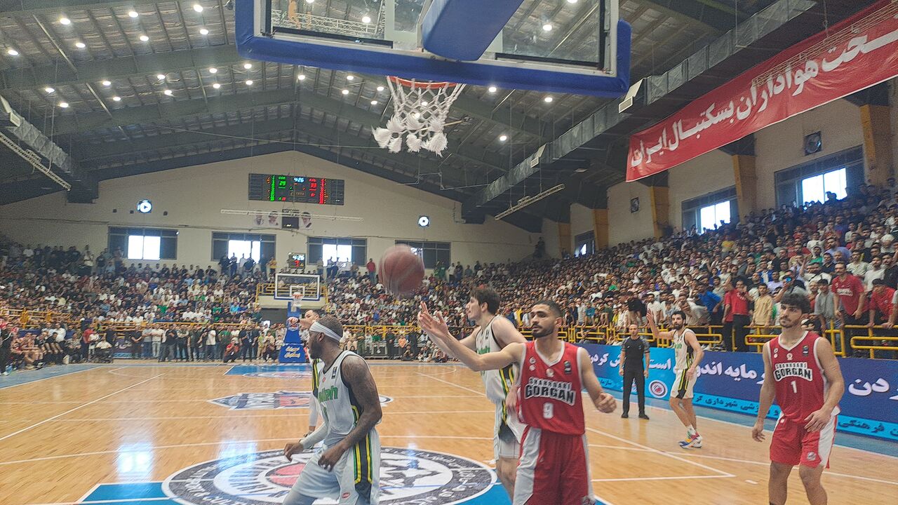 فیلم| صعود شهرداری گرگان به فینال لیگ برتر بسکتبال فیلم| صعود شهرداری گرگان به فینال لیگ برتر بسکتبال