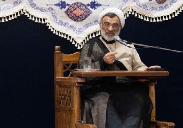 چالش اصلی در حوزه علوم انسانی اسلامی کاربست نظریه‌ها در حکمرانی است