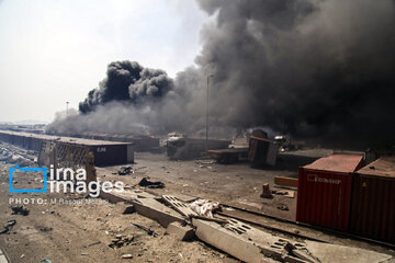 Explosión en el puerto Shahid Rayaei