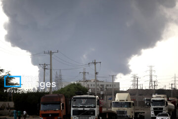 Explosión en el puerto Shahid Rayaei