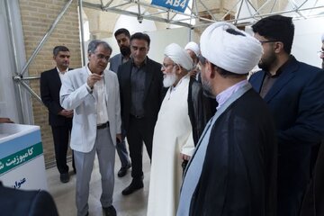 امام جمعه یزد: کشور با دانش بنیان‌ها خودکفا می‌شود