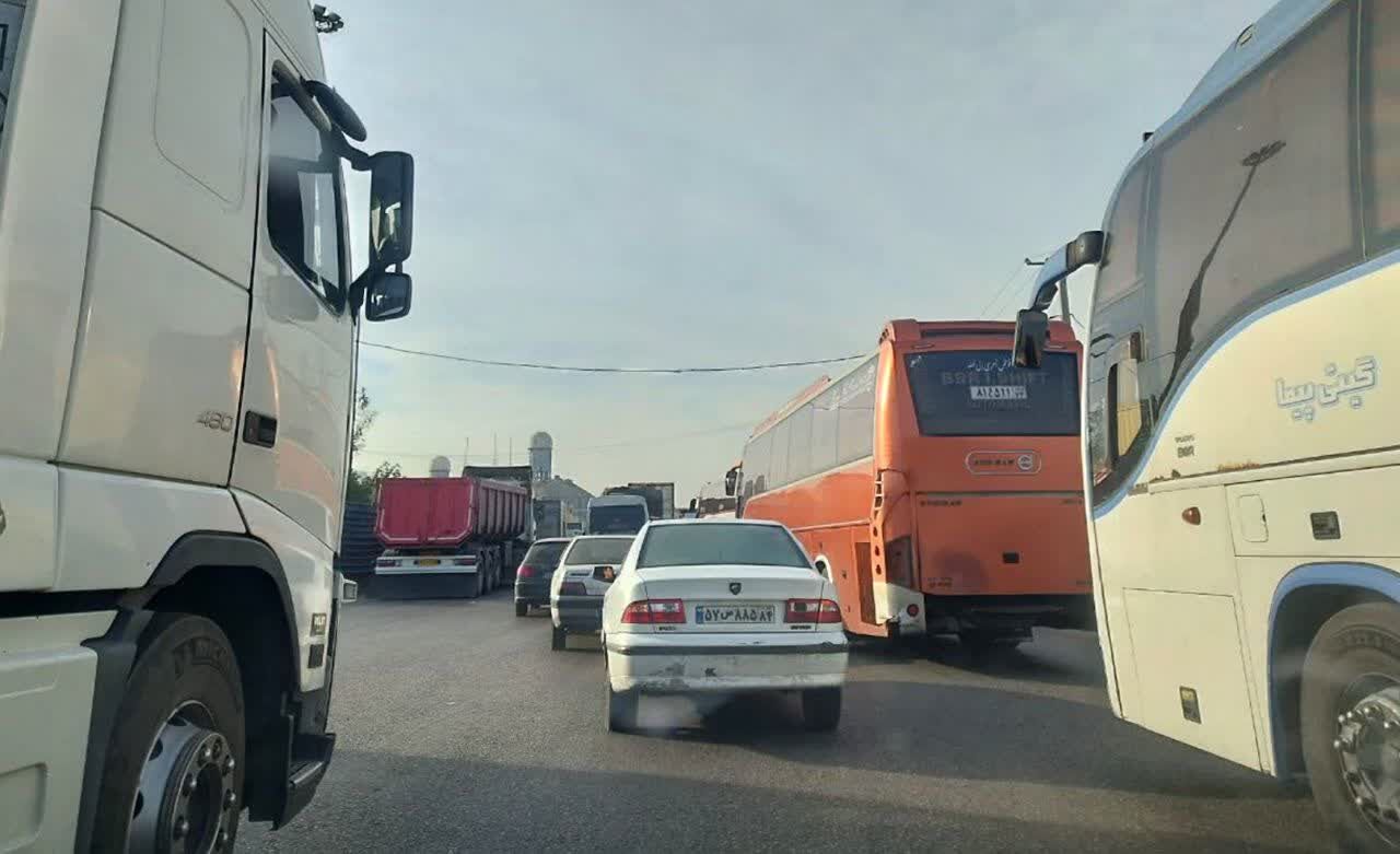 ۸۲ مجتمع خدماتی رفاهی بین جاده‌های هرمزگان در حال ساخت است