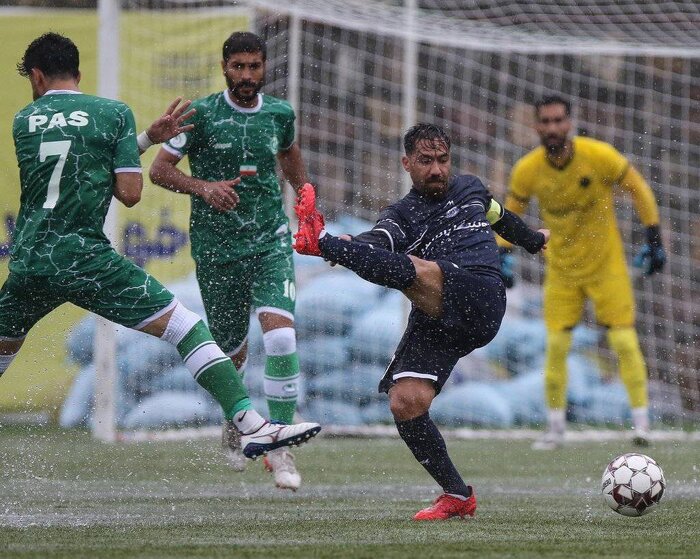 عبور از شهرداری بندرعباس؛ مسیر خروج تیم فوتبال پاس همدان از بحران