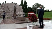 President Pezeshkian pays tribute to Heydar  Aliyev
