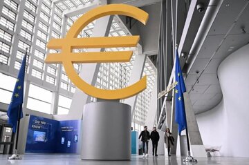 سیاست‌های تجاری ترامپ و تضعیف جایگاه دلار؛ آیا یورو جایگاه ارز غالب را می‌گیرد؟