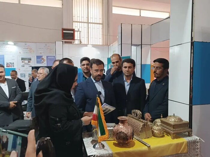 استاندار: ۱۲۰ فرصت سرمایه‌گذاری فارس در قالب کتابچه تعریف شده است