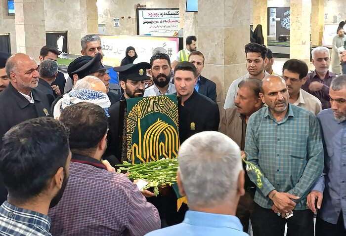 جمعی از خدام رضوی در بدو ورود با نماینده ولی‌فقیه در خوزستان دیدار کردند