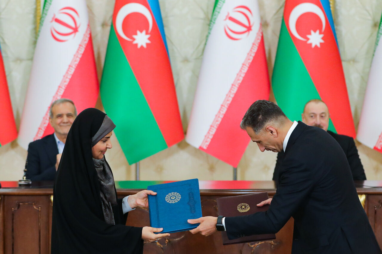 L'Iran et la République d'Azerbaïdjan ont signé sept protocoles d'accord communs L'Iran et la République d'Azerbaïdjan ont signé sept protocoles d'accord communs