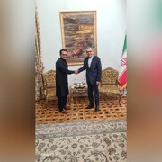 تہران: پاکستانی سفیر کی ایران کے نائب وزیر خارجہ برائے سیاسی امور سے ملاقات
