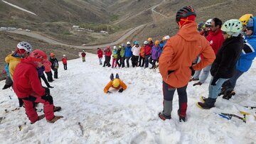 دوره مربیگری کوهنوردی یخ و برف کشور در همدان برگزار شد