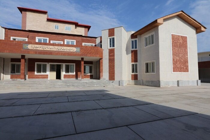 مدارس تخریبی بابل نونوار می‌شود