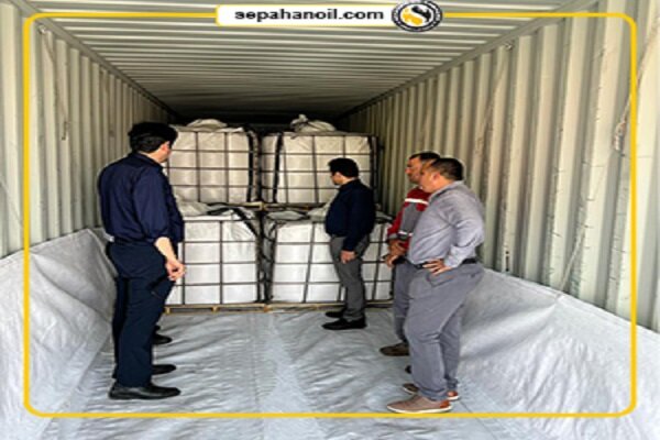 بازدید مدیرعامل شرکت نفت سپاهان از پایانه صادراتی اسکله شهید رجایی بندرعباس