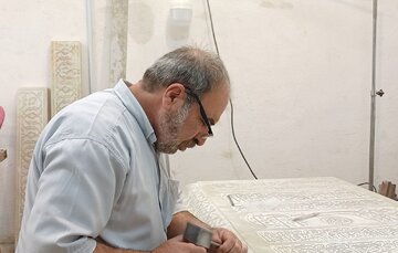نفس‌های آخر حجاری سنتی در شیراز؛ تیشه سنگ‌تراشان گوش شنوا می‌خواهد