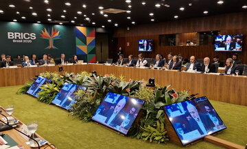 احمدیان: سلاح اتمی در دکترین دفاعی ایران هیچ جایگاهی ندارد