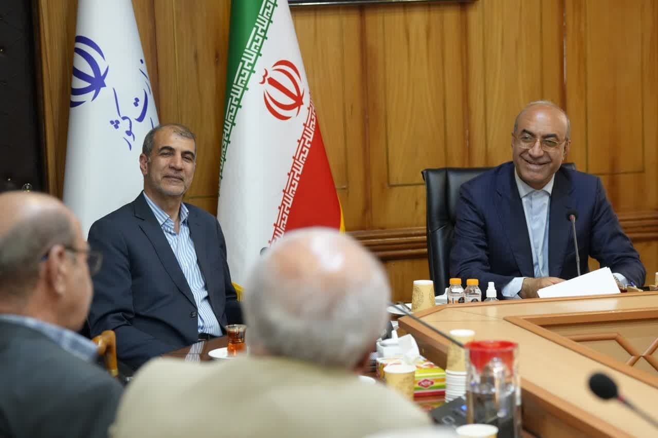استاندار: ارتقای معیشت بازنشستگان کرمانشاه از اولویت‌های جدی مدیریت استان است