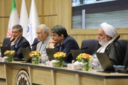 انتقاد از تصمیم‌گیری سنتی و روند صدور پروانه بهره‌برداری در کرمان