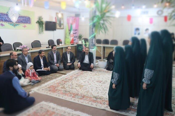 استاندار همدان از پیگیری مطالبات دختران ساکن در موسسات خیریه خبر داد