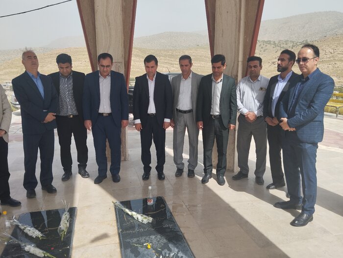معاون استاندار ایلام: تغییرهای مدیریتی در راستای خدمت بیشتر به مردم است