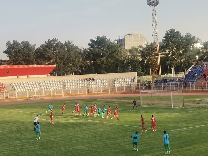 برد شیرین بعثت کرمانشاه مقابل شهرداری نوشهر و صعود ۲ پله ای در جدول