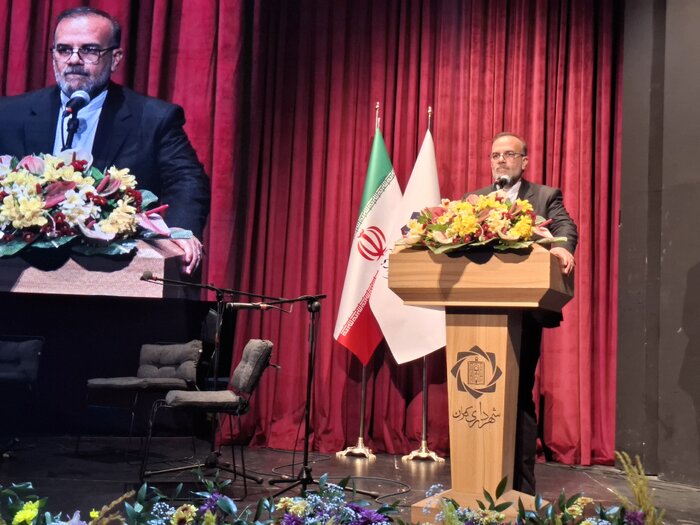 فضانورد روس در رویداد نجوم کرمان: علوم فضایی در مدارس کاربردی شود