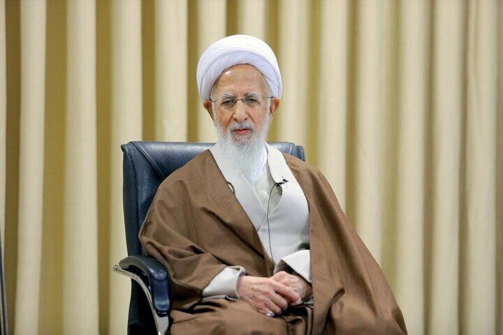 آیت الله جوادی آملی: ابعاد تمدنی شخصیت امام علی (ع)منتشر شود 