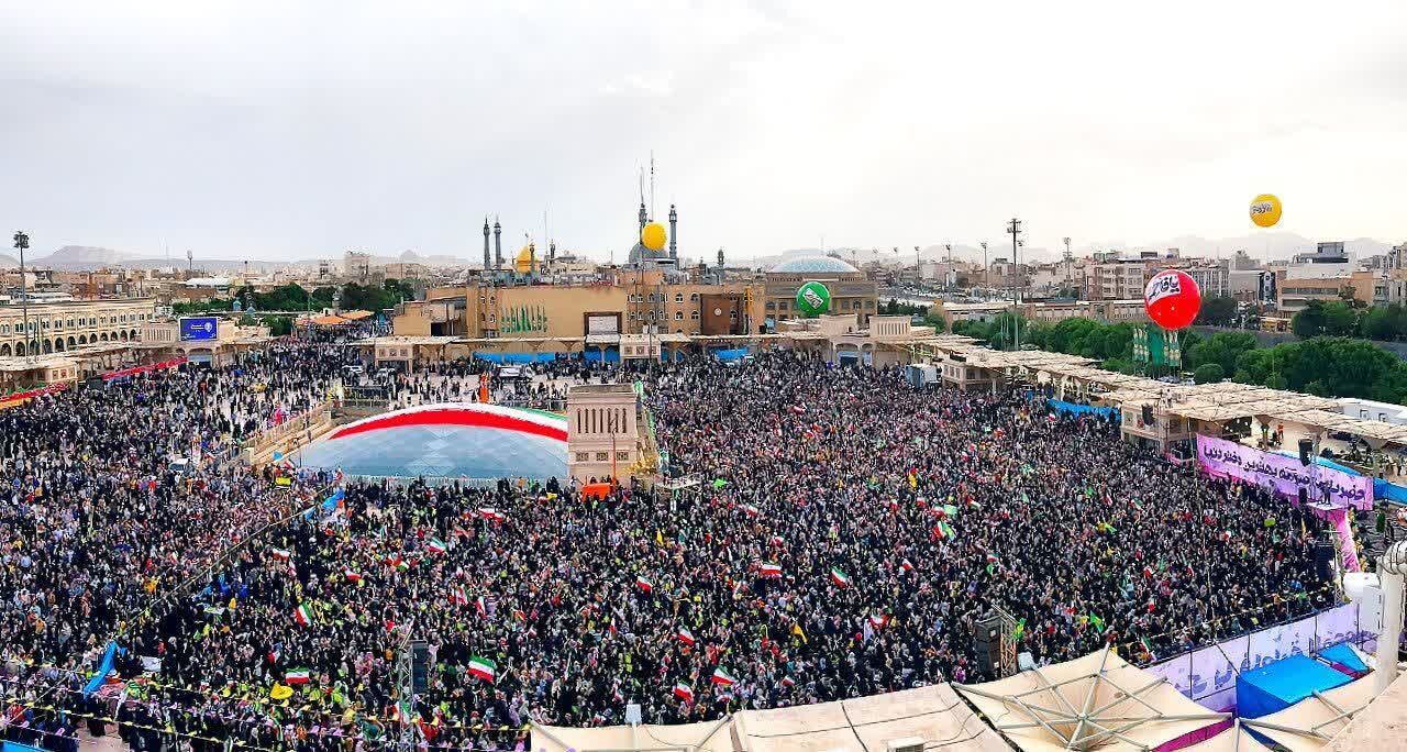 فیلم | اجتماع بزرگ دختران در قم