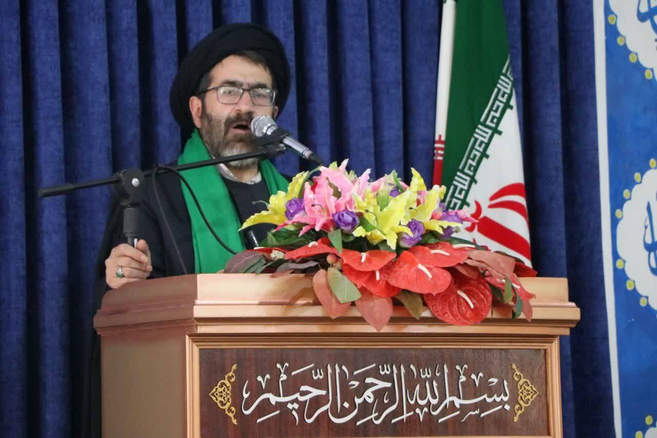 استان تهران جمعه امام ها: دولت در تلاش است تا تحریم ها را برداشته باشد