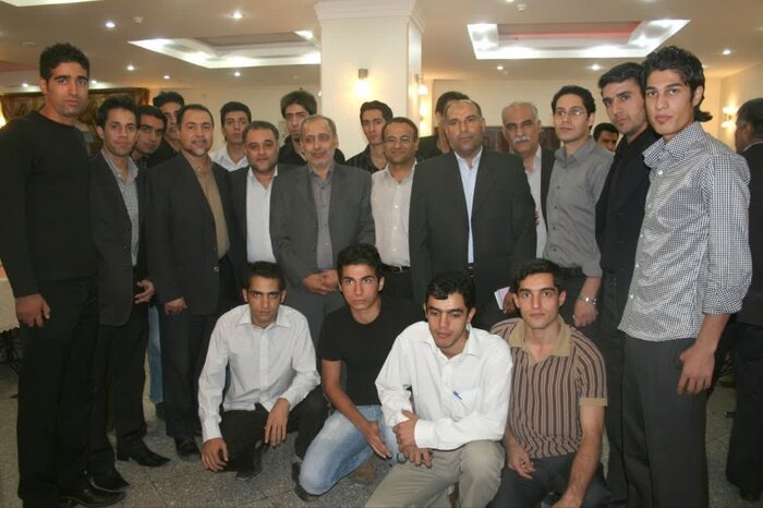 نگاه شاعرانه به فوتبال چکار که نکرد/ از خطکشی زمین تا ۴ دوره مدیریت باشگاه مس+فیلم