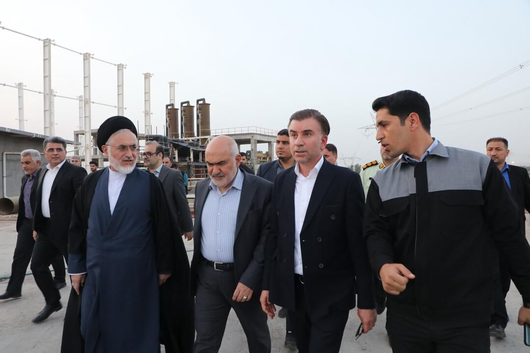 مشکلات واحدهای صنعتی شوشتر به همت دولت و مجلس پیگیری می‌شود