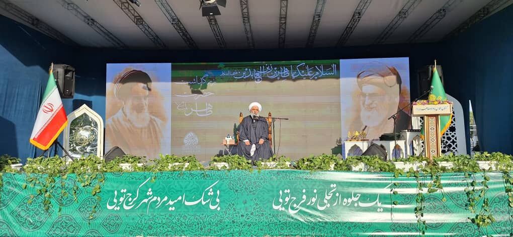 آیت الله فرحانی : امامت و ولایت در ایران نهادینه است