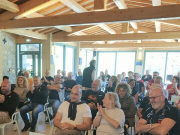 Italienische Reisende begeistert von einer Reise nach Iran