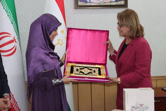 هنرمندان تاجیکستان در جشنوارههای فجر ۱۴۰۴ حضور خواهند داشت