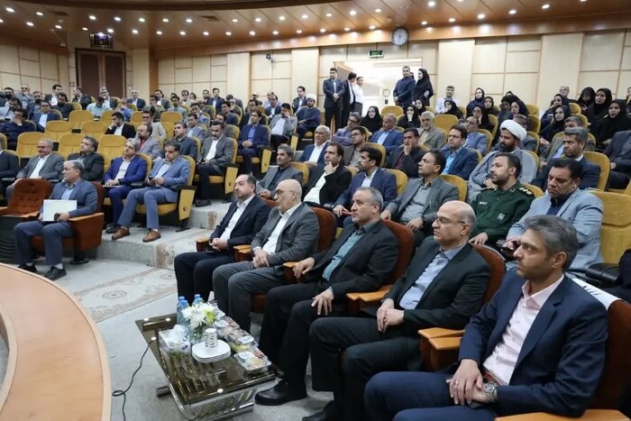 استاندار خراسان جنوبی: عدالت محوری شاخص مهم توزیع اعتبارات استانی است