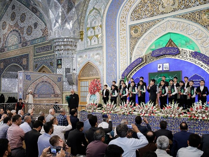 اجتماع پنج هزار معلم خراسان رضوی در حرم مطهر رضوی به مناسبت روز معلم