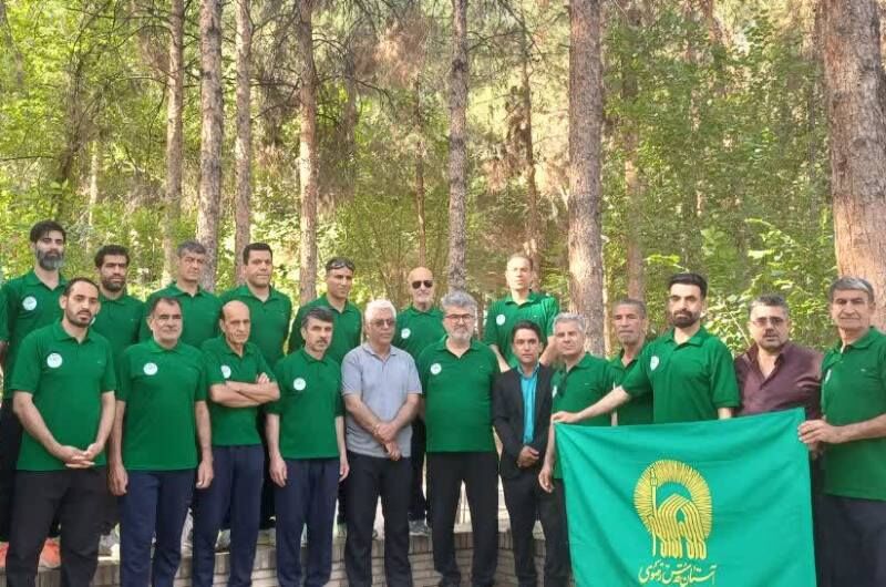 مردم ابرکوه یزد به استقبال کاروان استقامت جاده‌ای ولایت رفتند