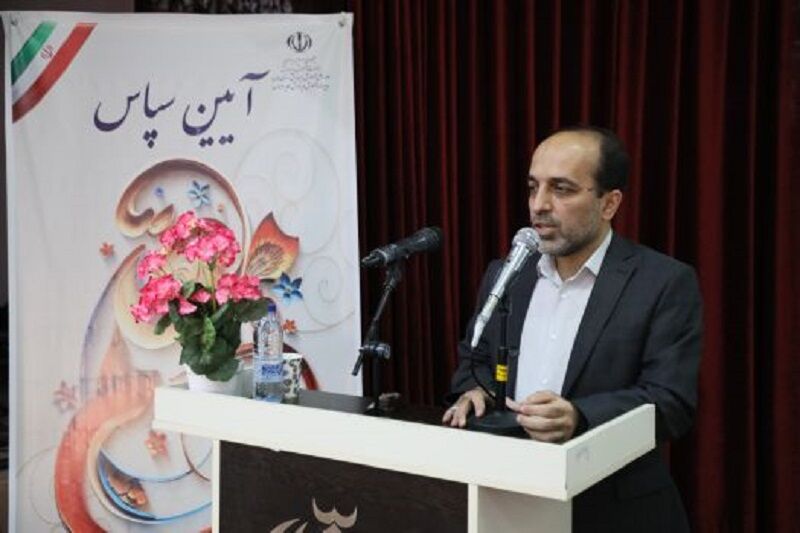 فرماندار همدان: معلم، معمار آینده کشور است