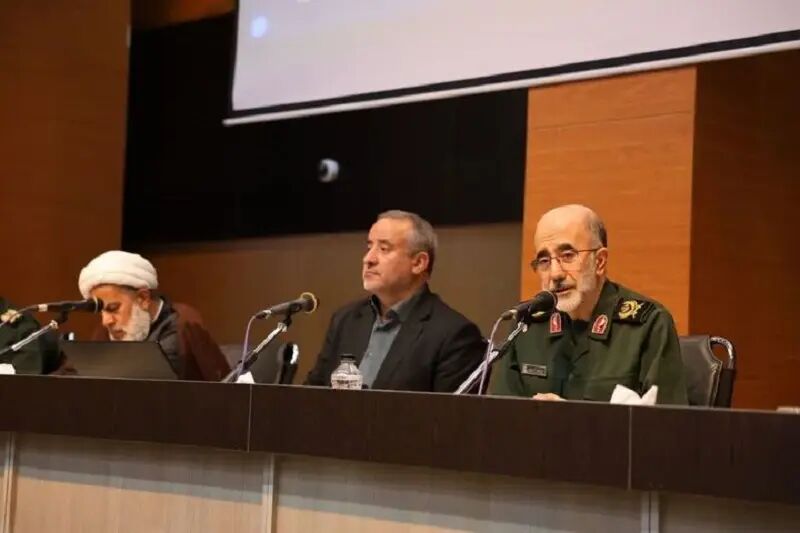 رییس حفظ آثار دفاع مقدس سپاه و بسیج: تولید آثار فاخر هنری رویکرد اصلی کنگره شهدا است