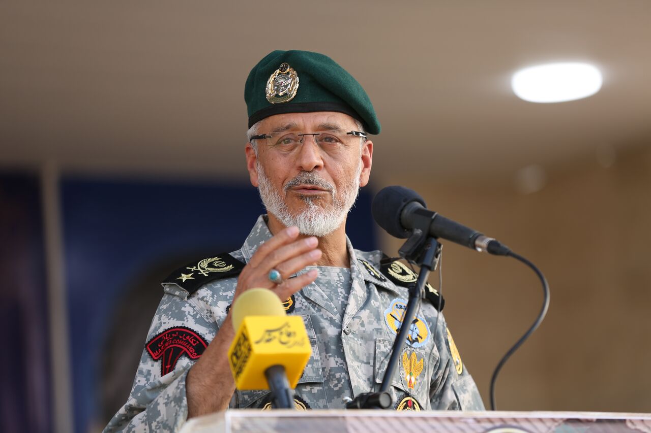 دریادار سیاری: قدرت نظامی کلیدی‌ترین مؤلفه‌ در ارتقای قدرت ملی است