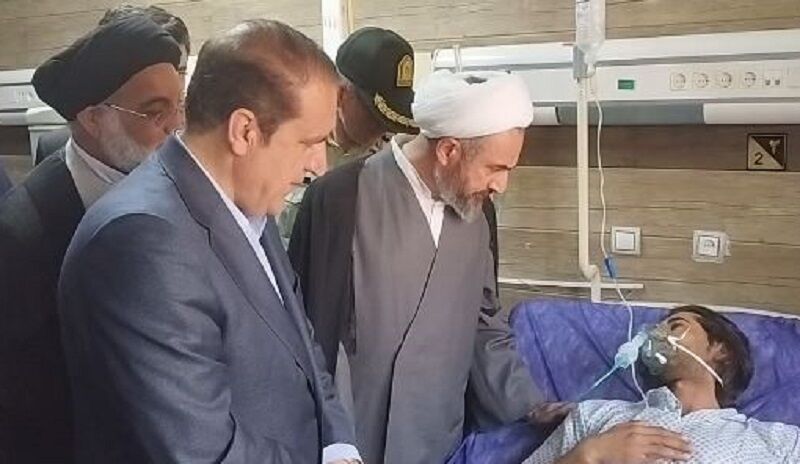 فیلم| عیادت مسئولان ایلام از مجروحان حادثه بندر شهید رجایی در ایوان