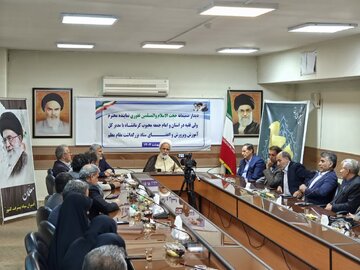 امام جمعه کرمانشاه خواستار نگاه ویژه به دانشگاه فرهنگیان شد