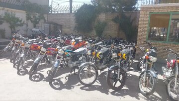 توقیف ۳۰ دستگاه موتورسیکلت متخلف در بیرجند