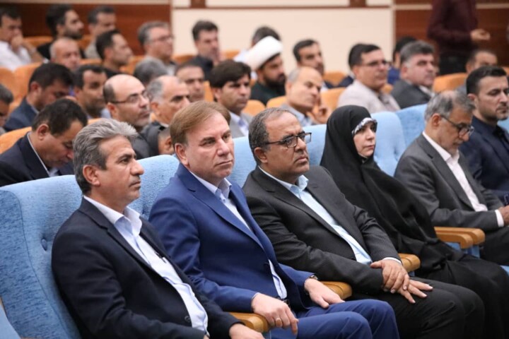 استاندار بوشهر: معلمان برای زنده نگهداشتن امید در جامعه تلاش کنند
