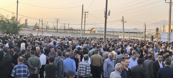 مردم دهدشت در عزای اسطوره فوتبال ؛ تجلی عشق و ارادت به زنده یاد قلندر سخن سنج