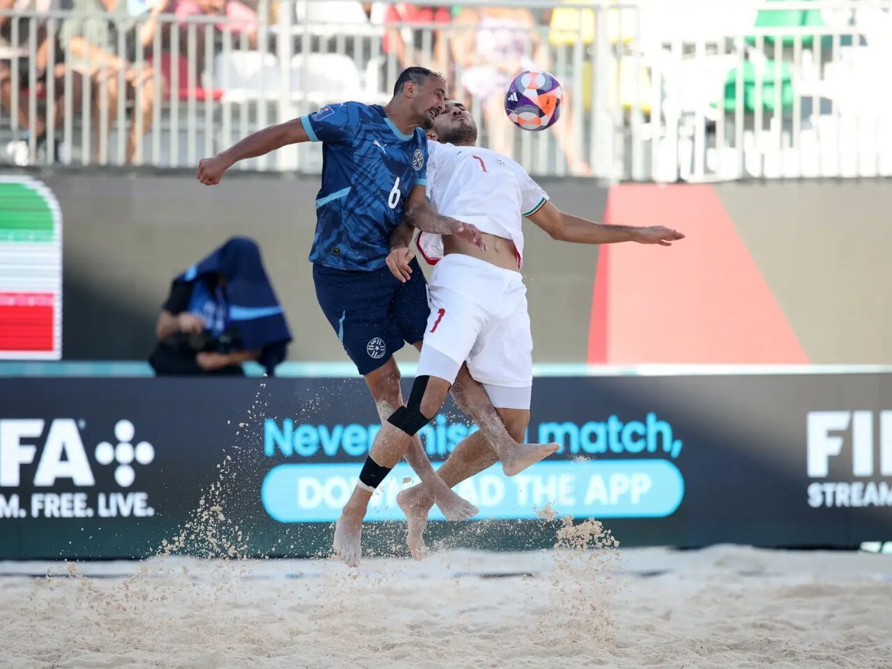 L'Iran bat le Paraguay dans la Coupe du monde de beach soccer 2025