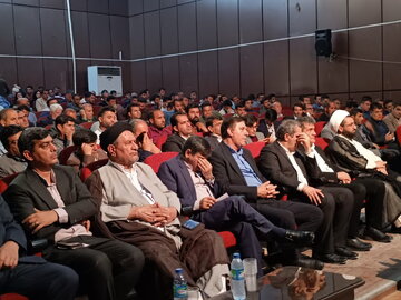 نشست هم اندیشی دهیاران کهگیلویه بزرگ/ مسیر توسعه روستاها ناهموار است