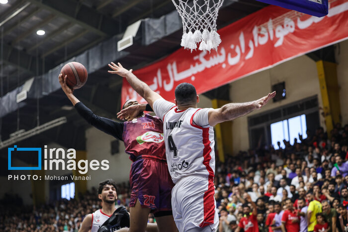 لیگ برتر بسکتبال؛ قهرمانی شهرداری گرگان در دیدرای پُرحاشیه، طولانی و نفسگیر