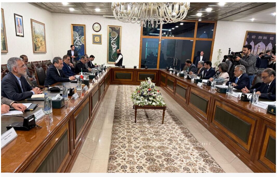 پاکستان کے وزیرخارجہ نے ایران امریکا بالواسطہ مذاکرات کی کامیابی کی آرزو کی ہے
