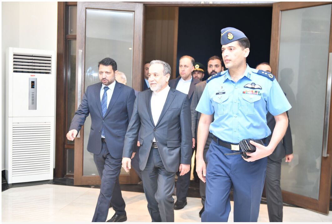وزیر خارجہ عراقچی کا دورہ پاکستان مکمل، تہران کے لئے روانہ ہوگئے
